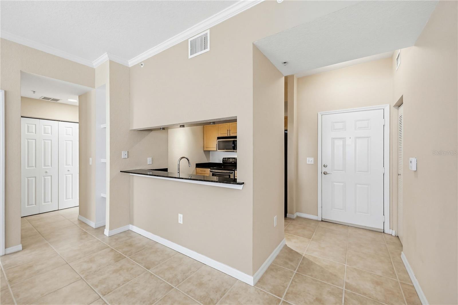 1064 Tamiami Unit 1406, Sarasota, FL 34236