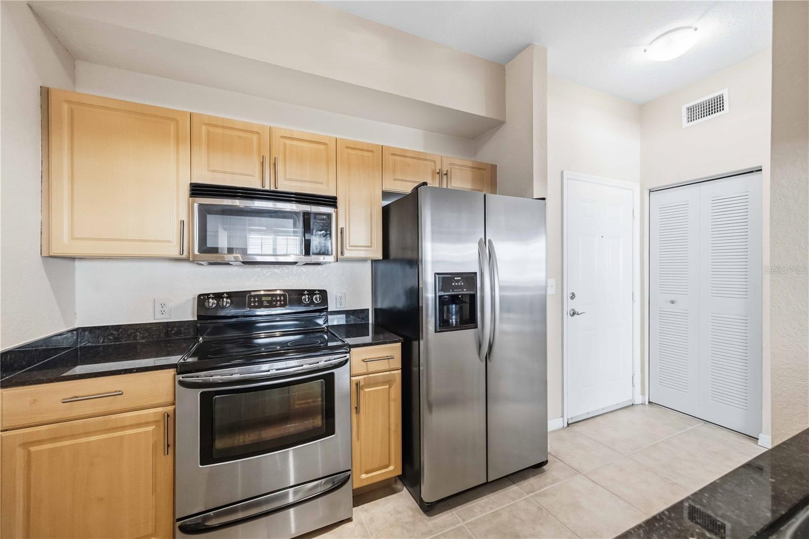 1064 Tamiami Unit 1406, Sarasota, FL 34236