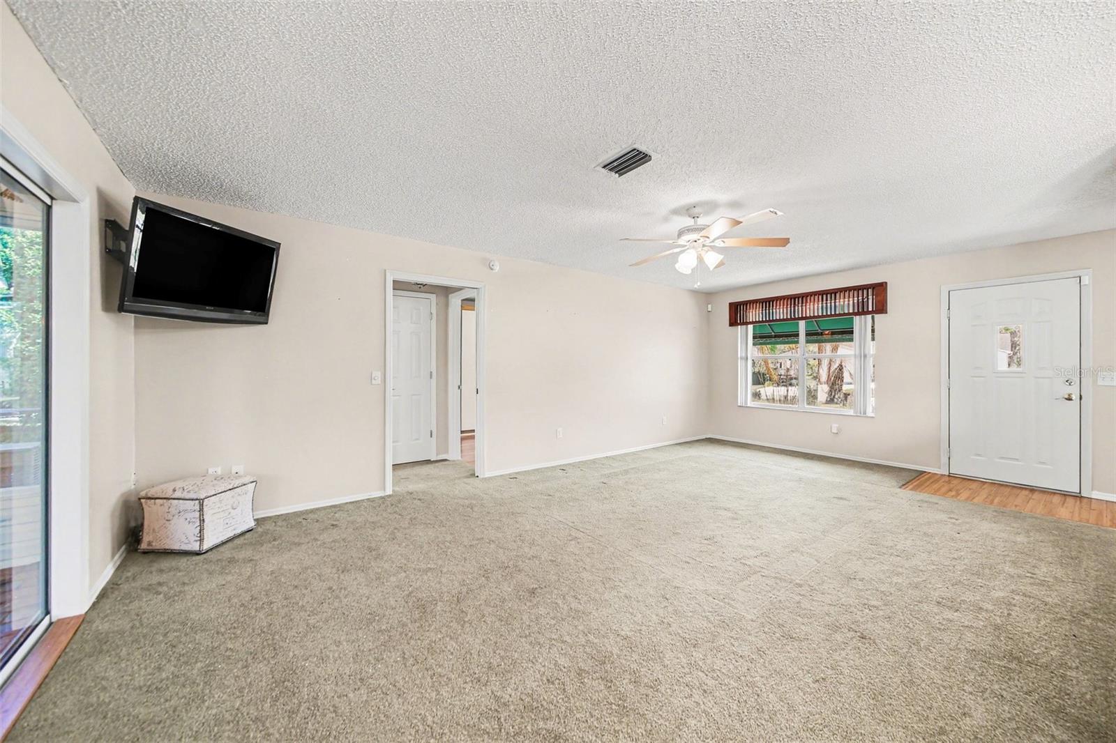 1239 Chaparral, The Villages, FL 32159