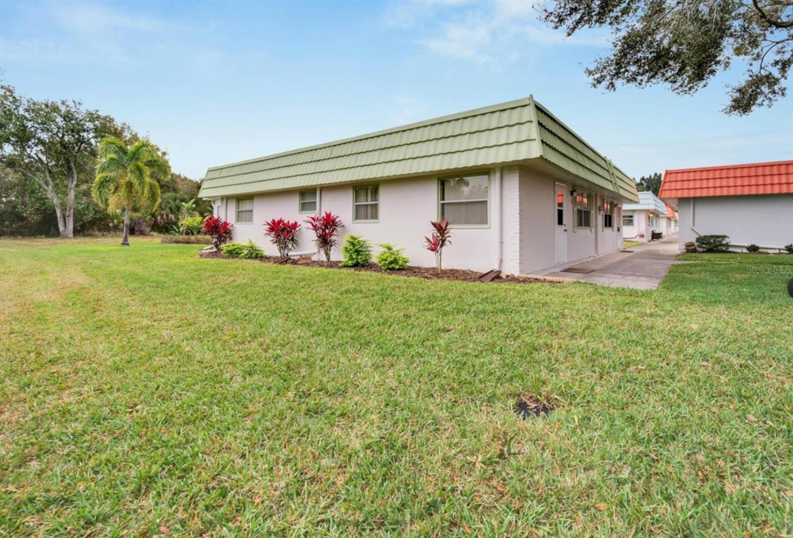 1802 Bedford Unit 1, Sun City Center, FL 33573