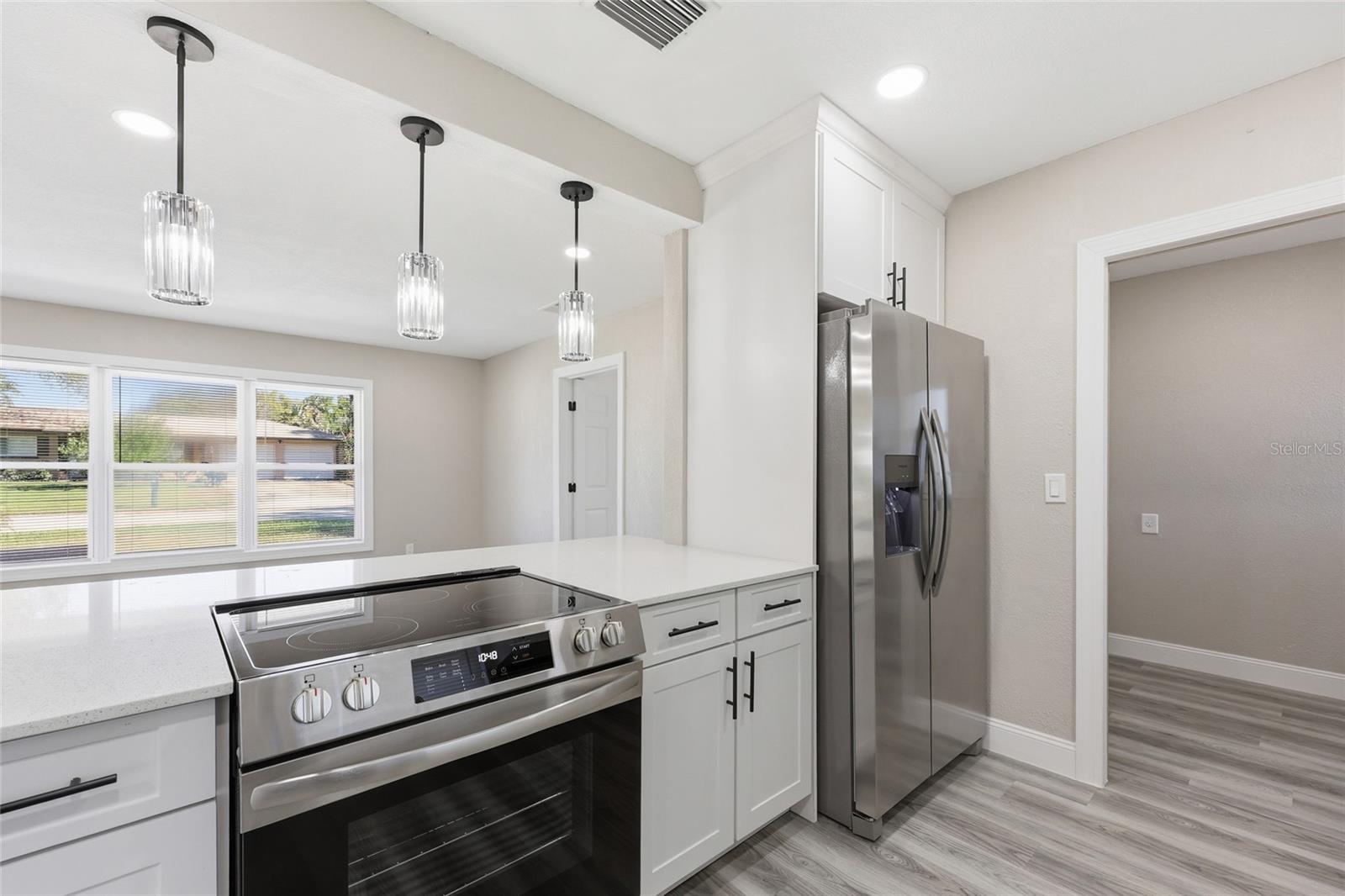 1817 Hunt Lane, Clearwater, FL 33764