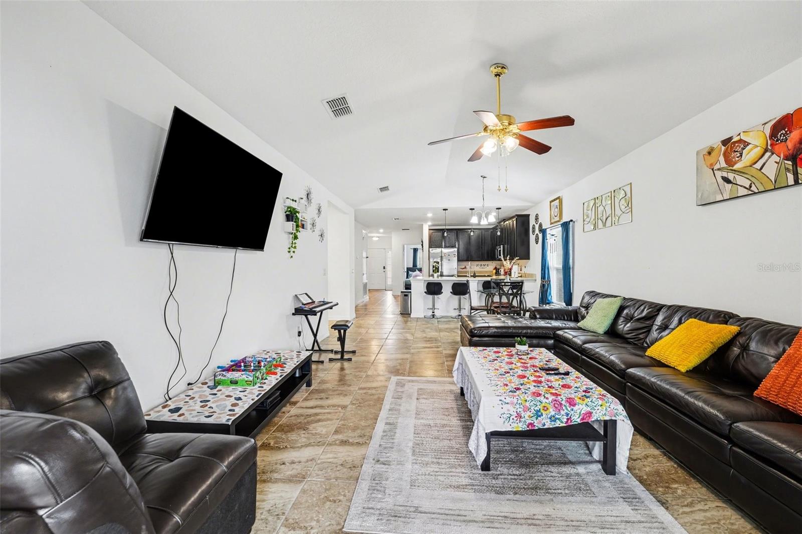 815 Montgomery, Davenport, FL 33897