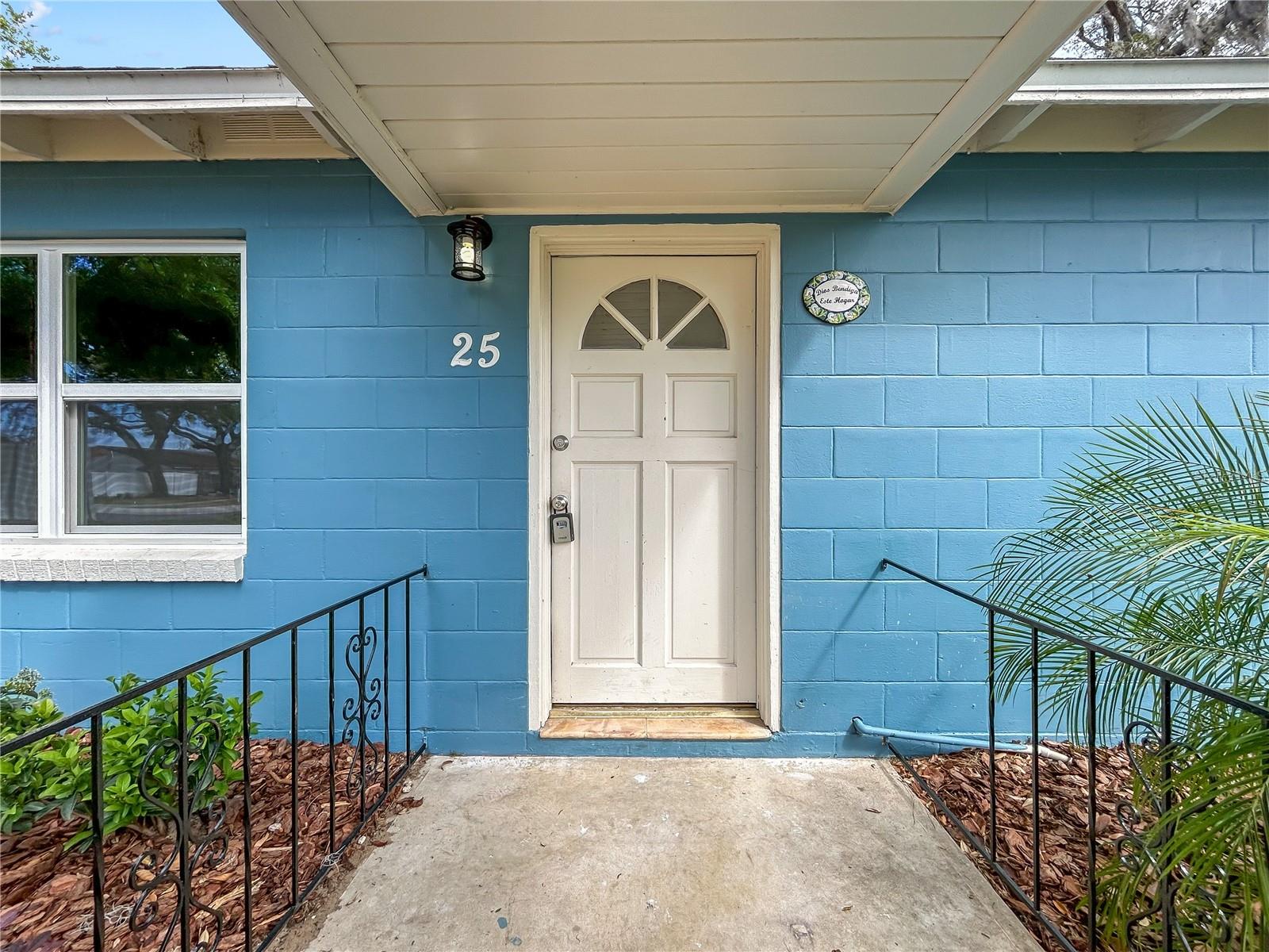 25 Charlotte, Eustis, FL 32726