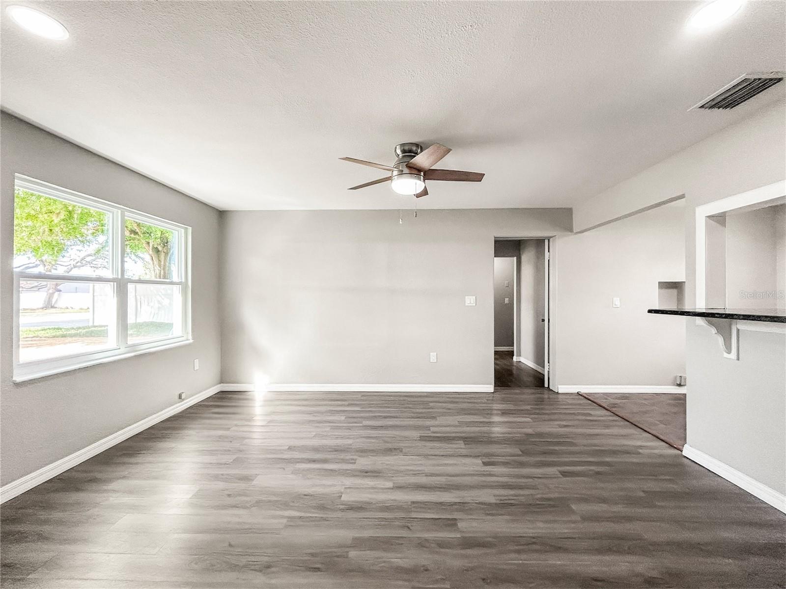 25 Charlotte, Eustis, FL 32726