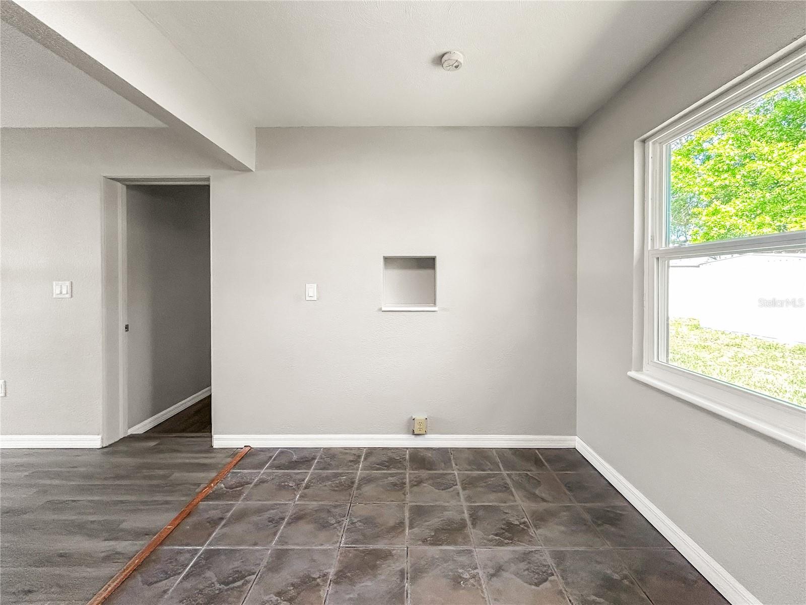 25 Charlotte, Eustis, FL 32726