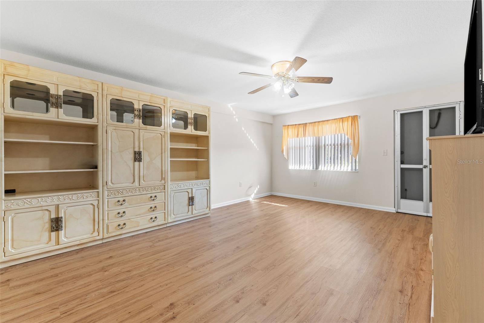 1950 59th Unit 114, St Petersburg, FL 33714
