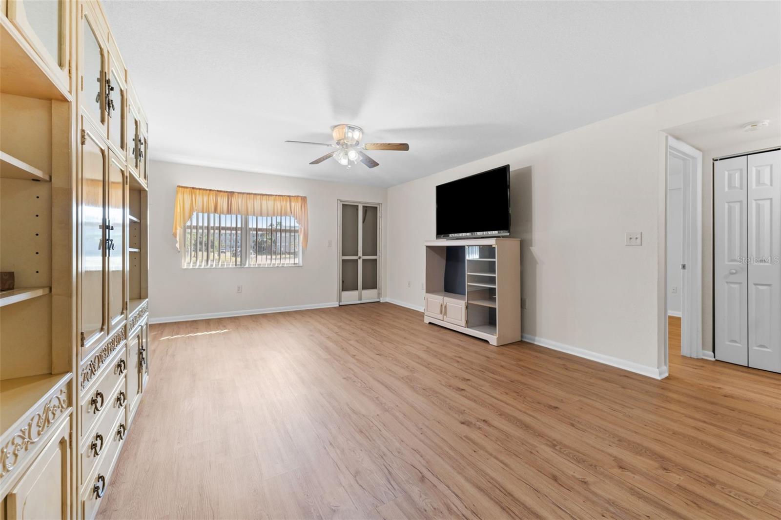 1950 59th Unit 114, St Petersburg, FL 33714