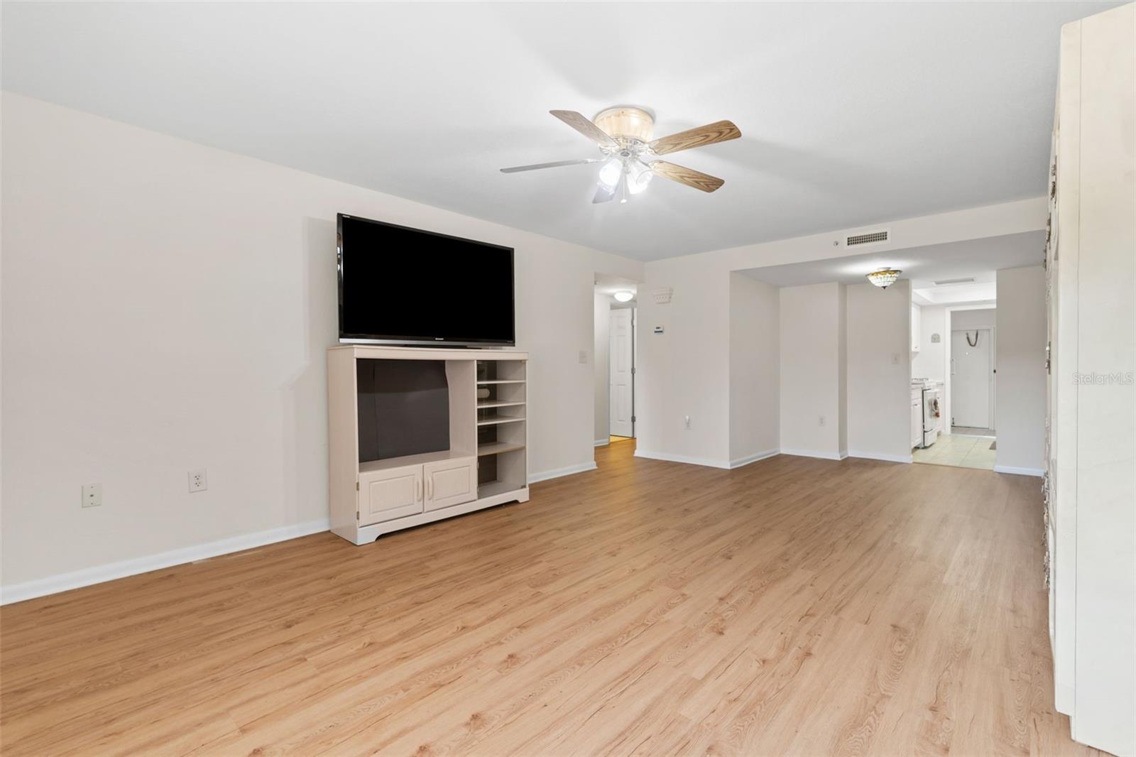 1950 59th Unit 114, St Petersburg, FL 33714