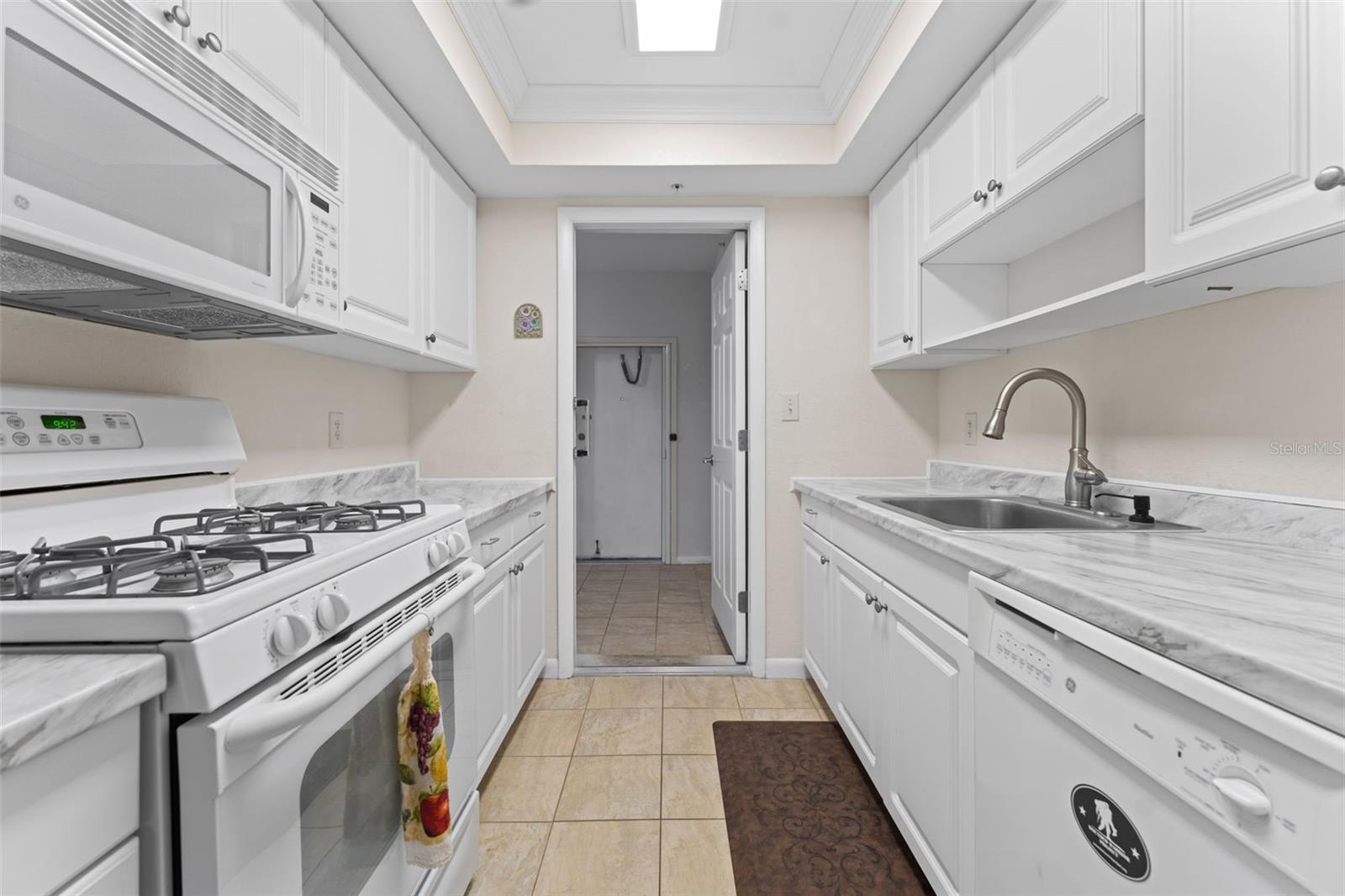 1950 59th Unit 114, St Petersburg, FL 33714