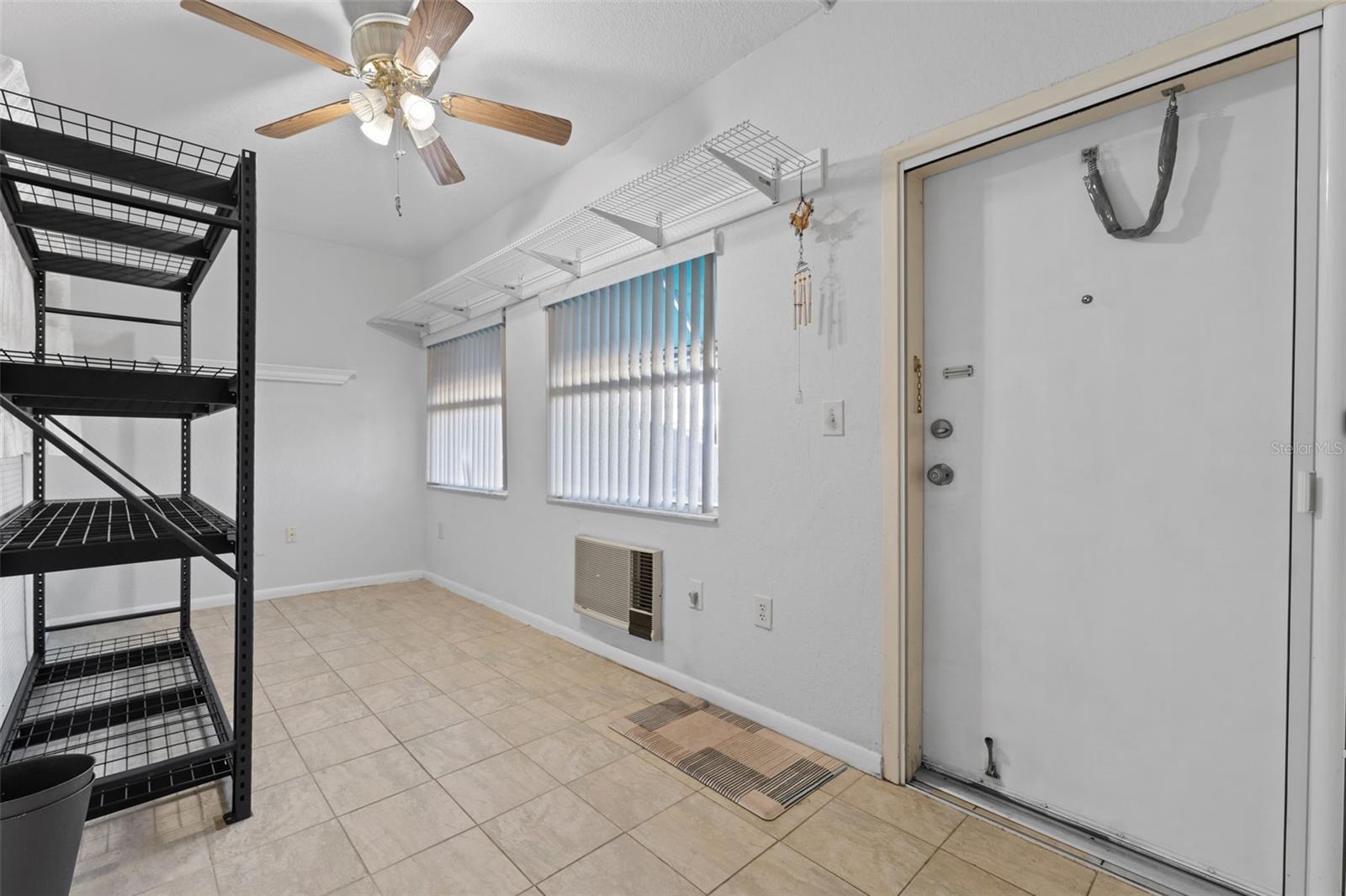 1950 59th Unit 114, St Petersburg, FL 33714