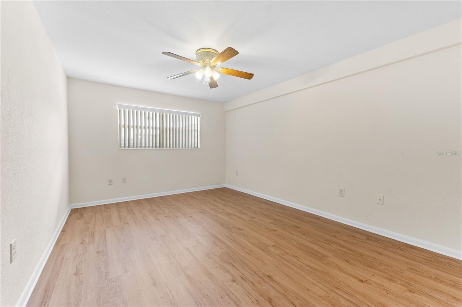 1950 59th Unit 114, St Petersburg, FL 33714