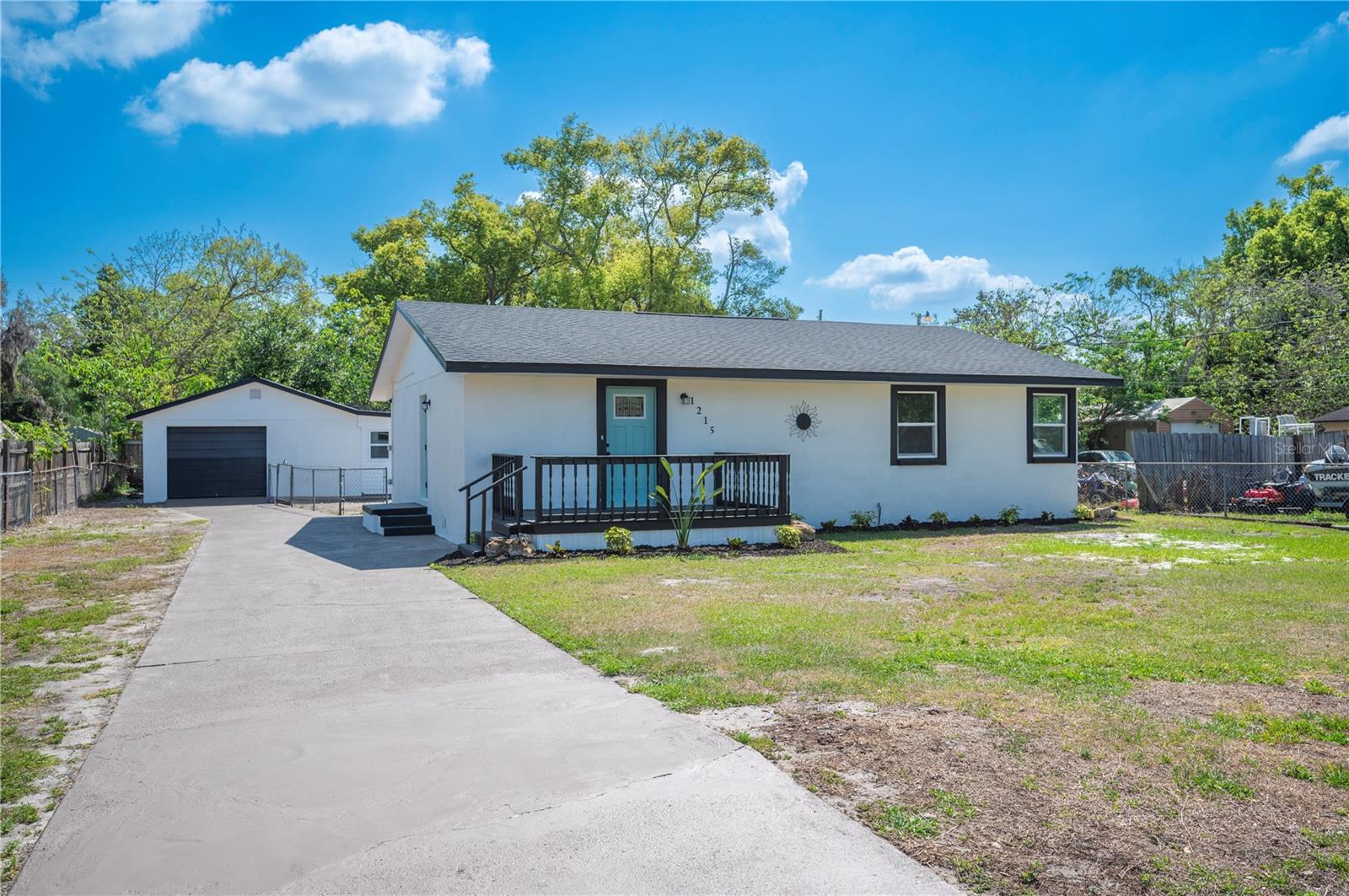 1215 El Camino, Lakeland, FL 33805