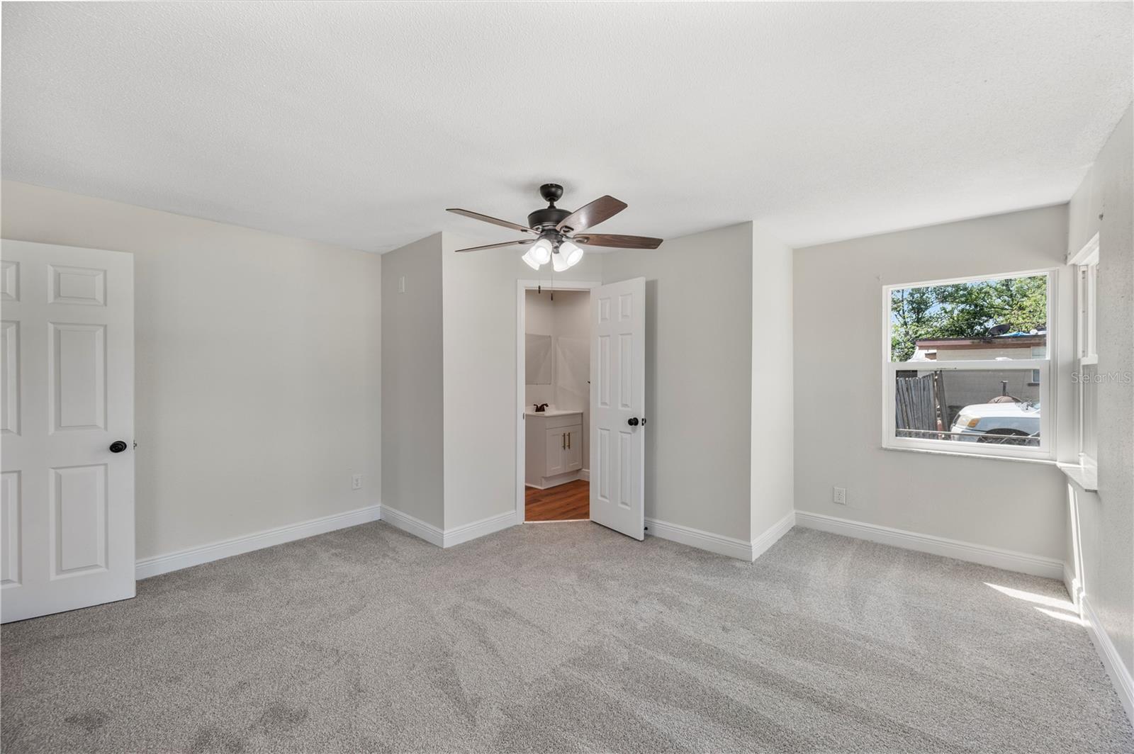 1215 El Camino, Lakeland, FL 33805