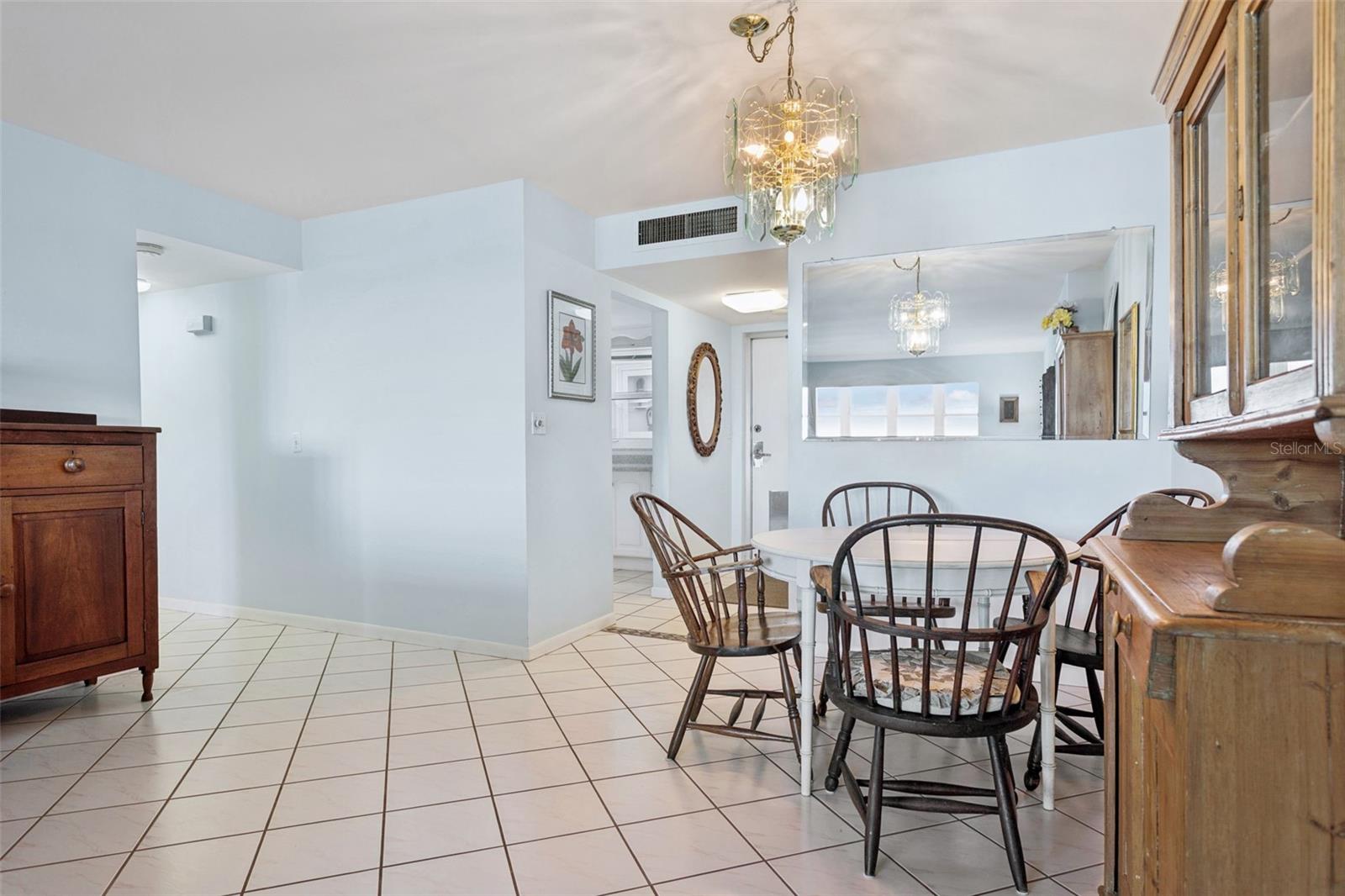5130 Brittany Unit 1002, St Petersburg, FL 33715