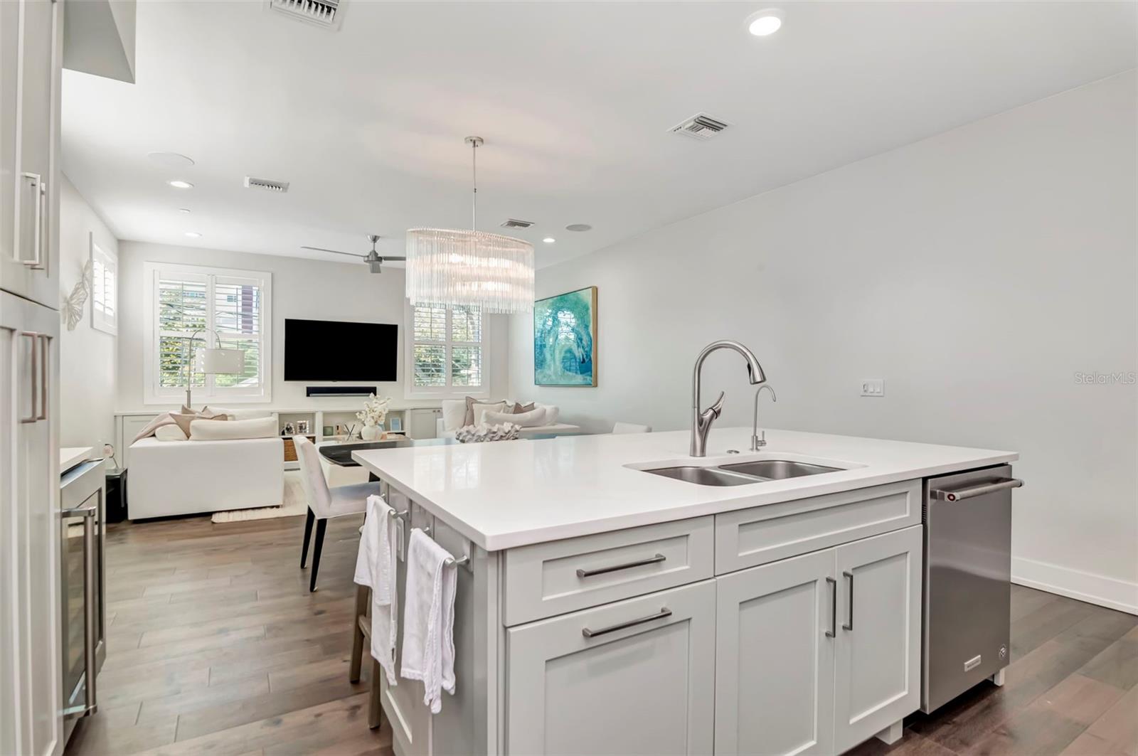 536 4th Unit 2, St Petersburg, FL 33701