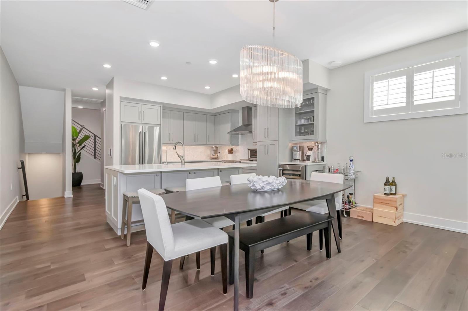 536 4th Unit 2, St Petersburg, FL 33701