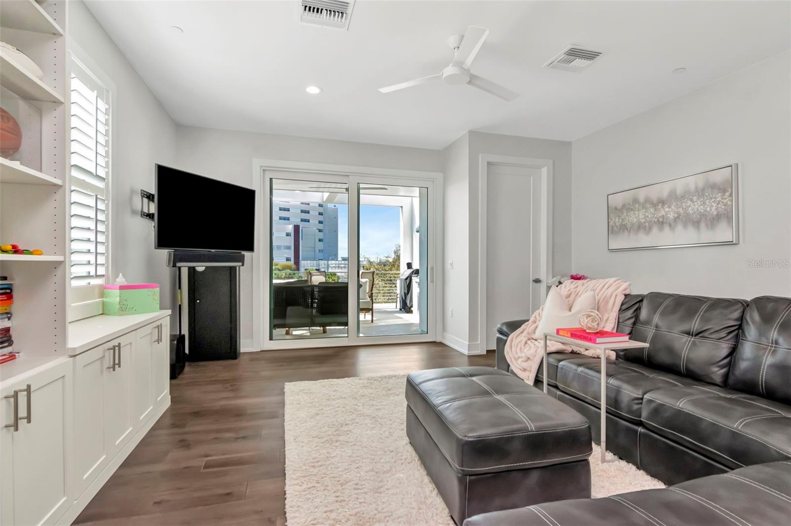 536 4th Unit 2, St Petersburg, FL 33701
