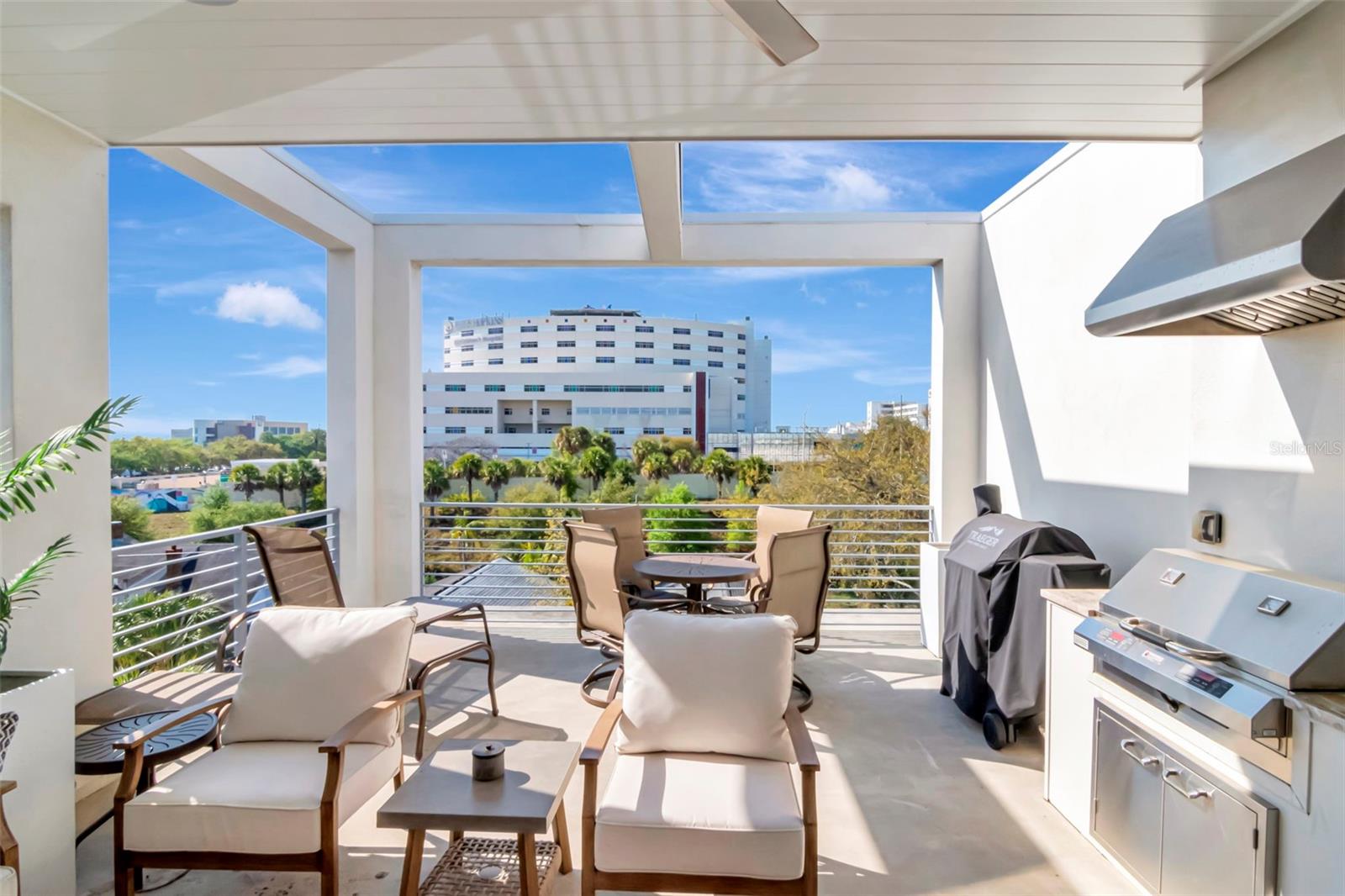 536 4th Unit 2, St Petersburg, FL 33701
