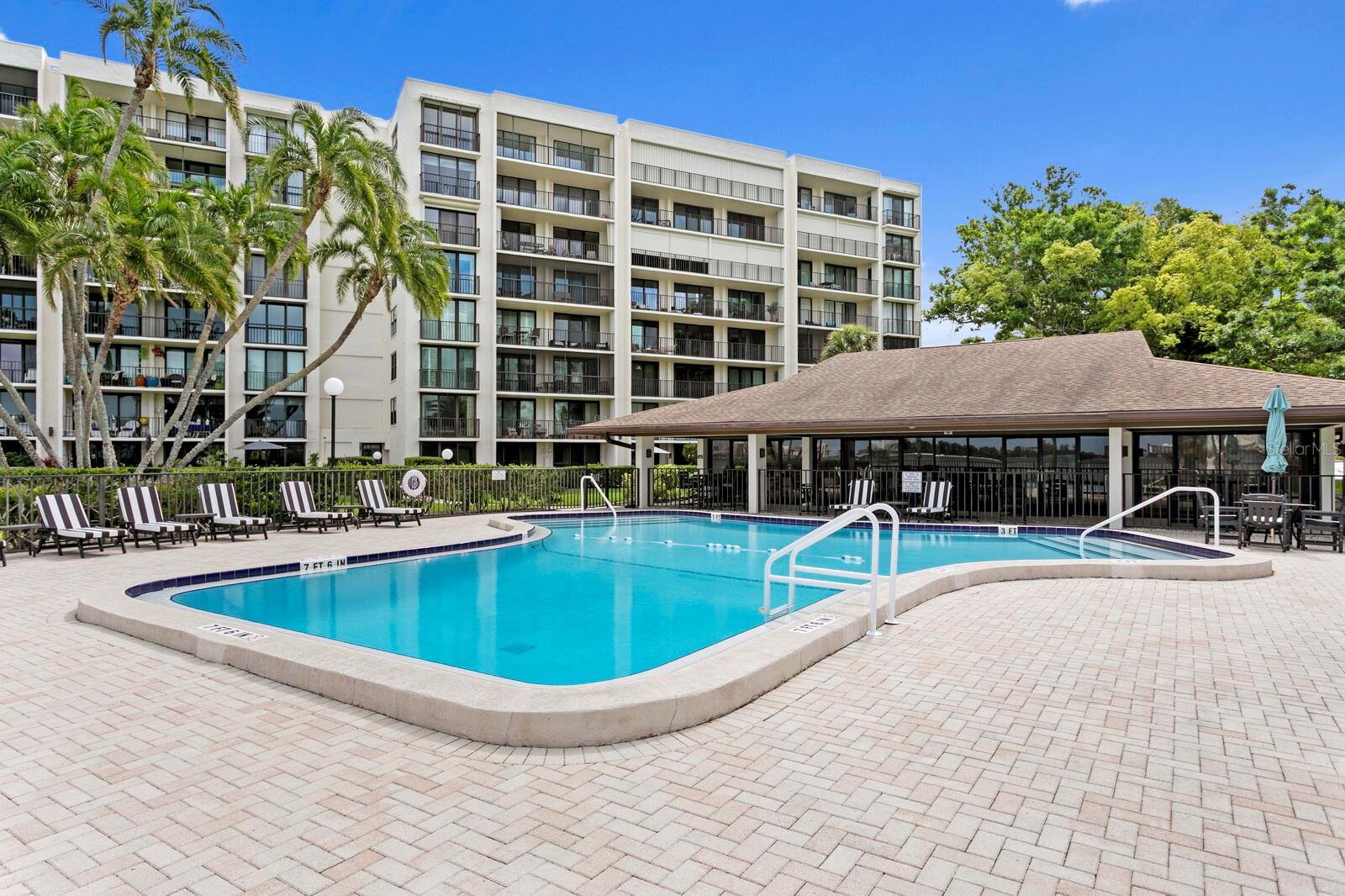 100 Oakmont Unit 105, Belleair, FL 33756