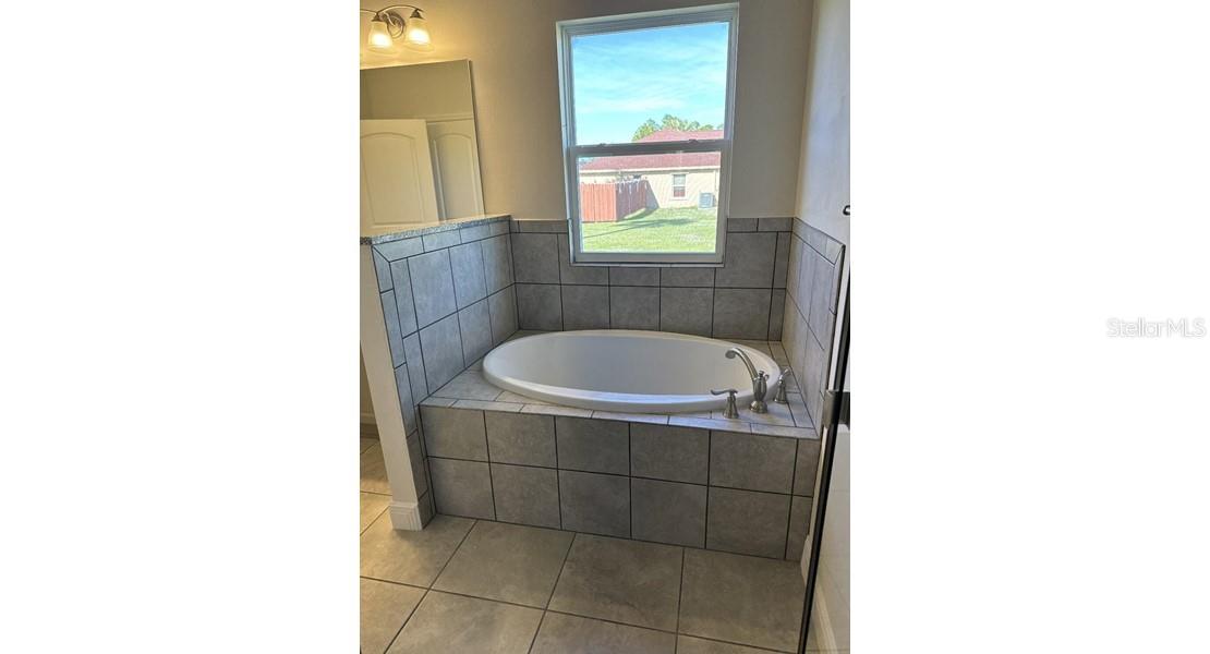 2573 Tulsa, North Port, FL 34286