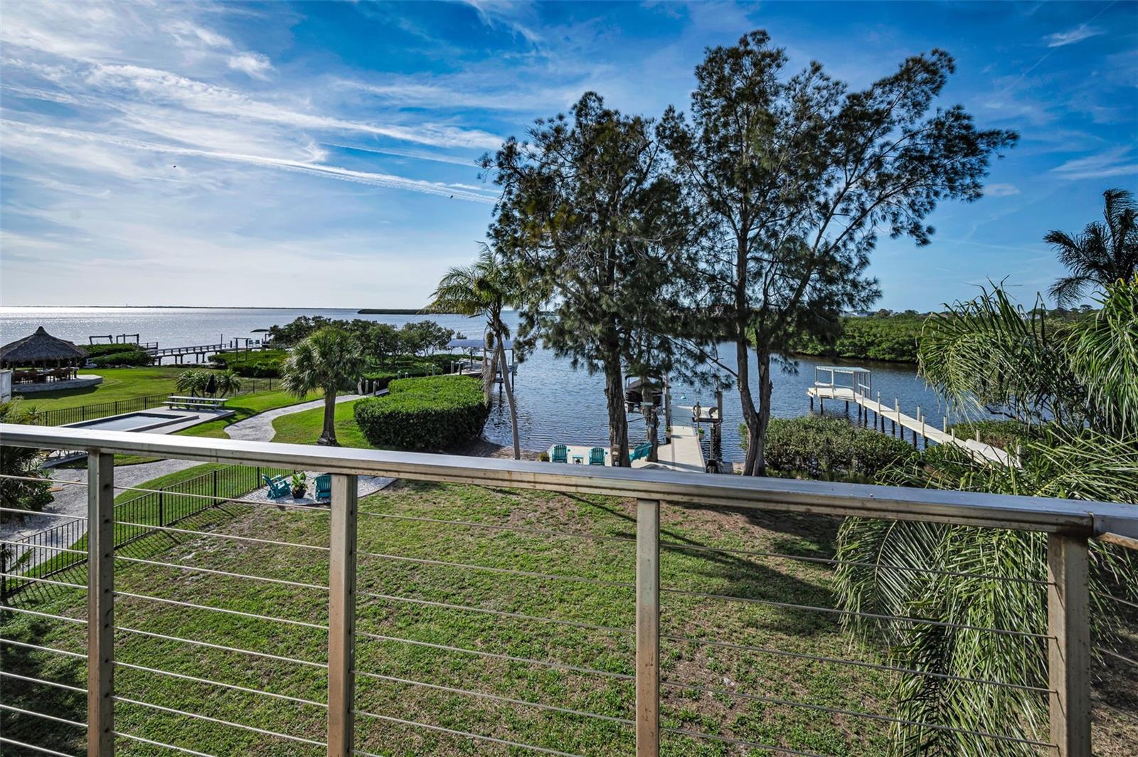 1626 Sea Breeze, Tarpon Springs, FL 34689