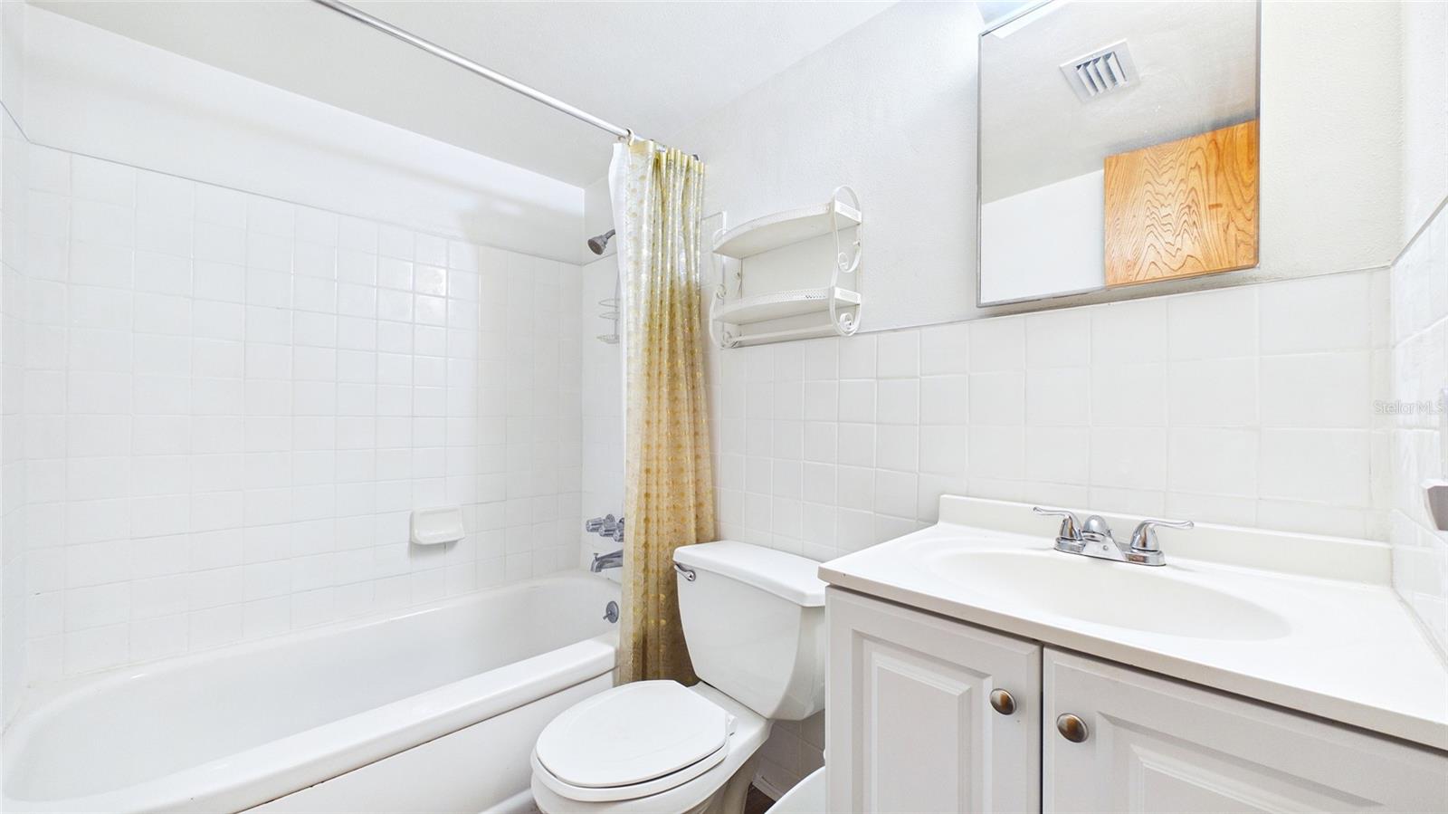 5664 40th Unit 428, St Petersburg, FL 33710