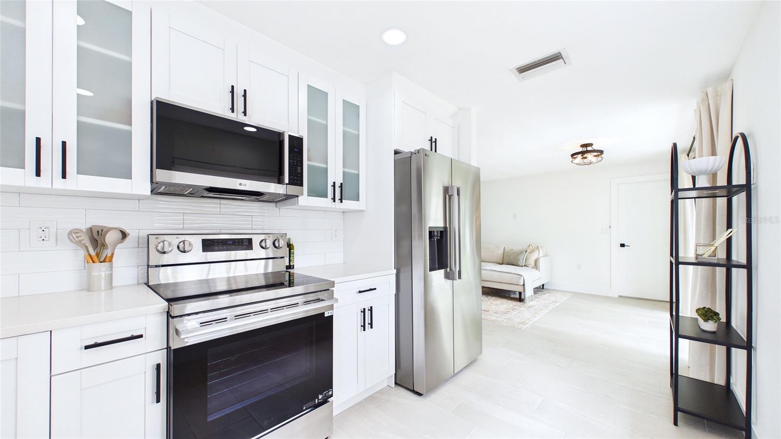 1920 New Hampshire, St Petersburg, FL 33703
