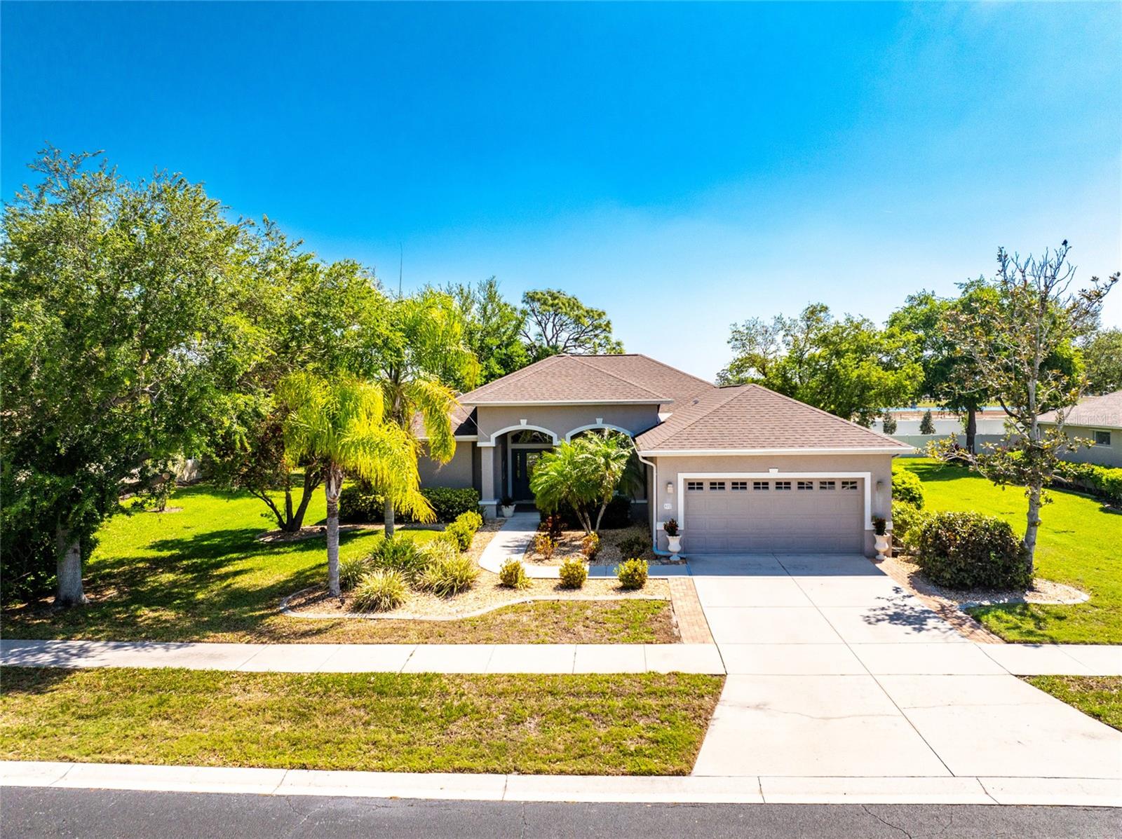 872 Clear Lake, Englewood, FL 34223