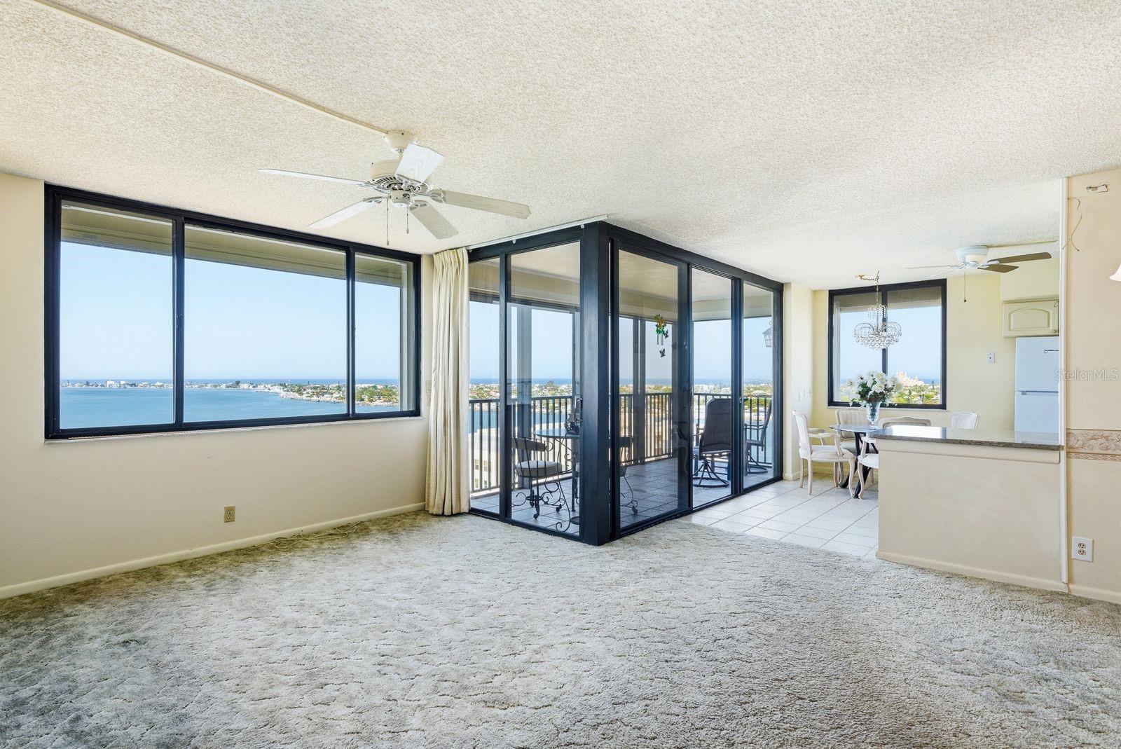 6287 Bahia del Mar Unit 1202, St Petersburg, FL 33715