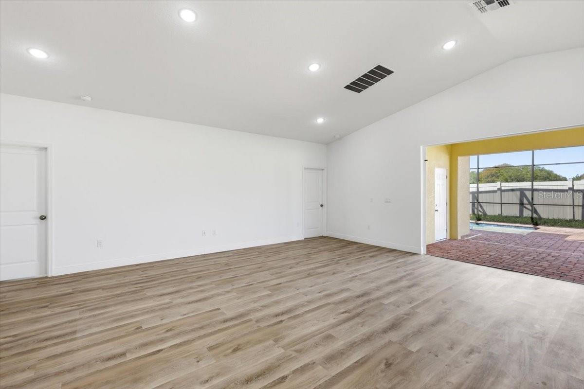 363 Villa Sorrento, Haines City, FL 33844