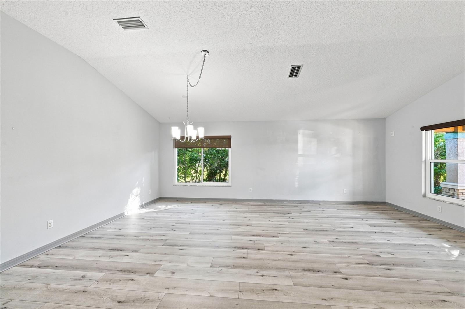 4061 Kingsfield, Parrish, FL 34219