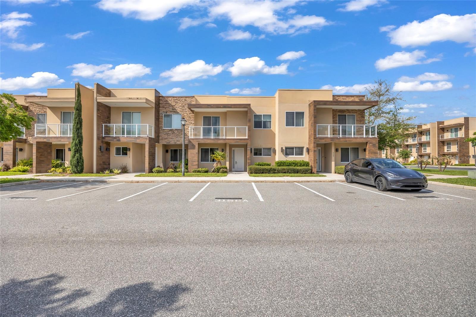 3158 Brasilia, Kissimmee, FL 34747