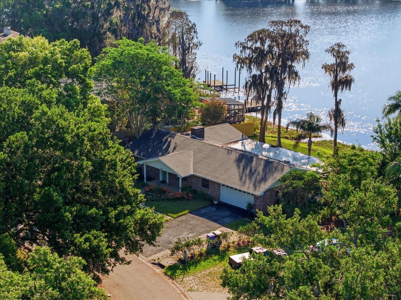 700 Druid, Lutz, FL 33548