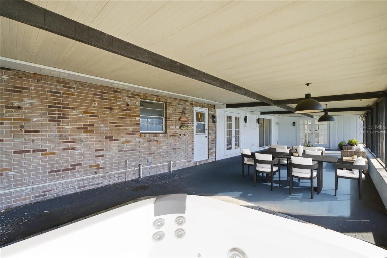 700 Druid, Lutz, FL 33548