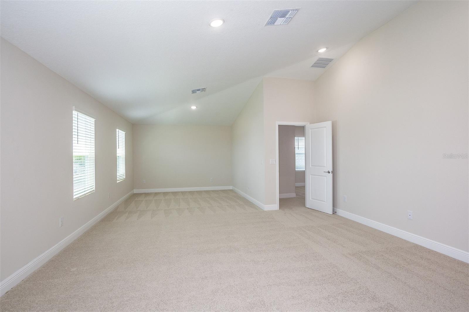 9936 Annunciation, Wesley Chapel, FL 33545