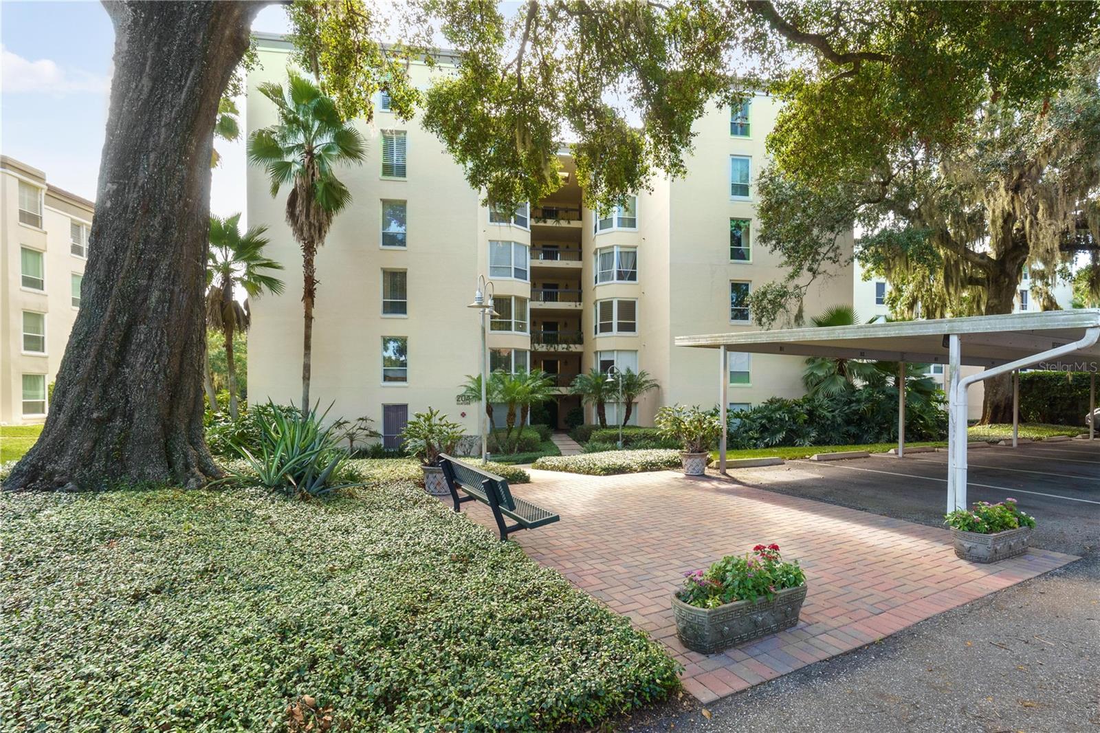 204 Quayside Unit 201, Maitland, FL 32751