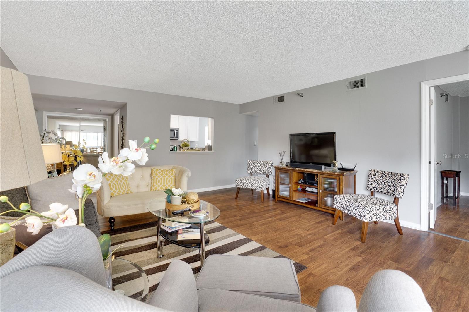 204 Quayside Unit 201, Maitland, FL 32751