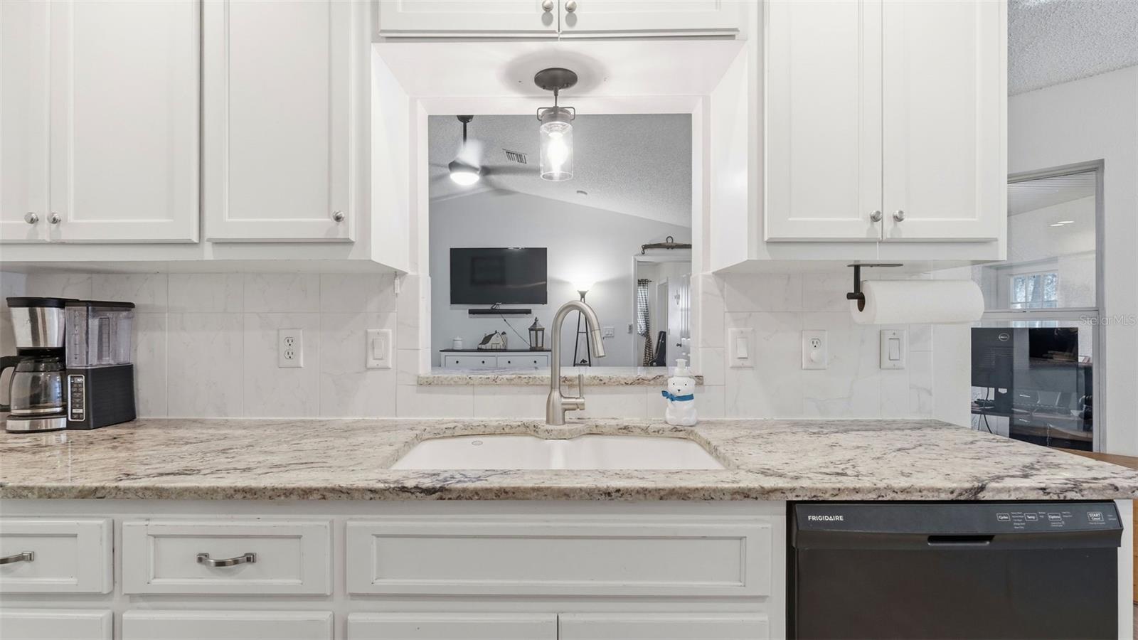 12435 Canna, Floral City, FL 34436