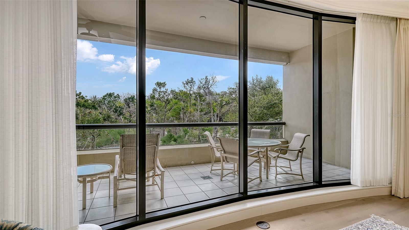 1281 Gulf of Mexico Unit 111, Longboat Key, FL 34228