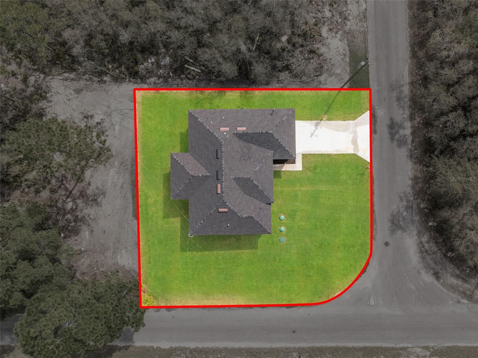 33 Fisher, Ocklawaha, FL 32179