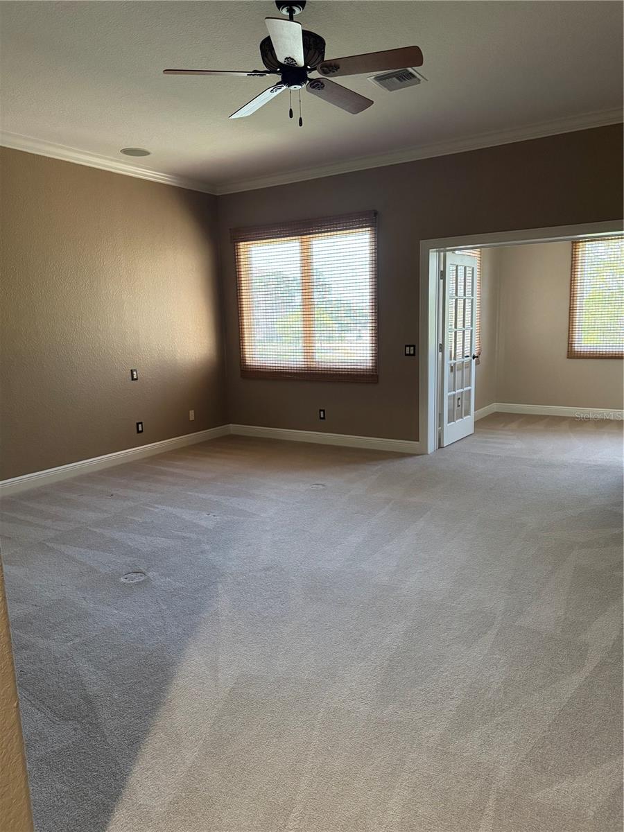644 Saxony, St Petersburg, FL 33716