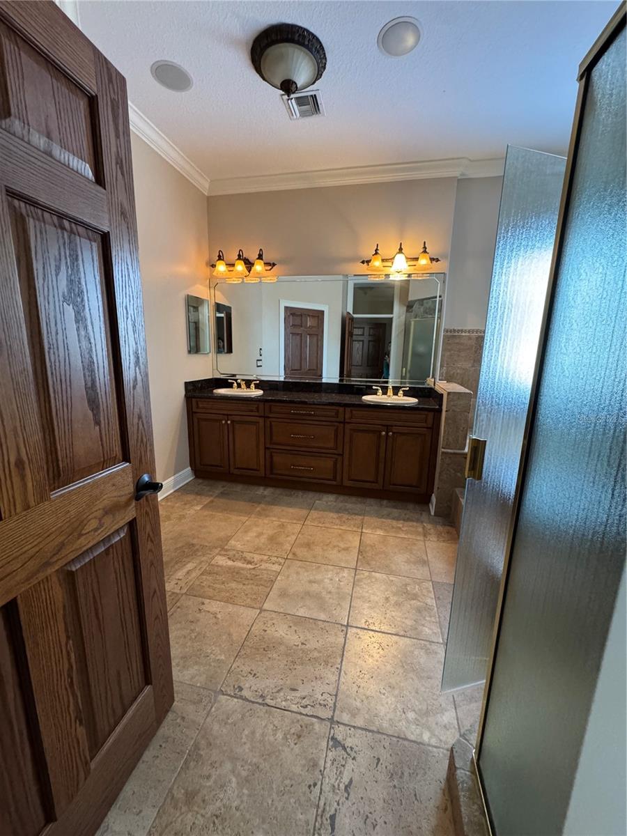 644 Saxony, St Petersburg, FL 33716