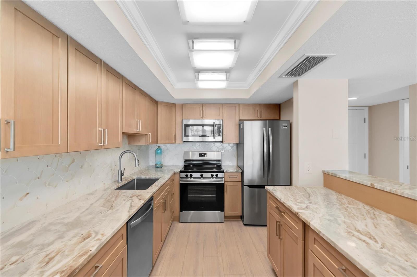 450 Treasure Island Unit 102, Treasure Island, FL 33706