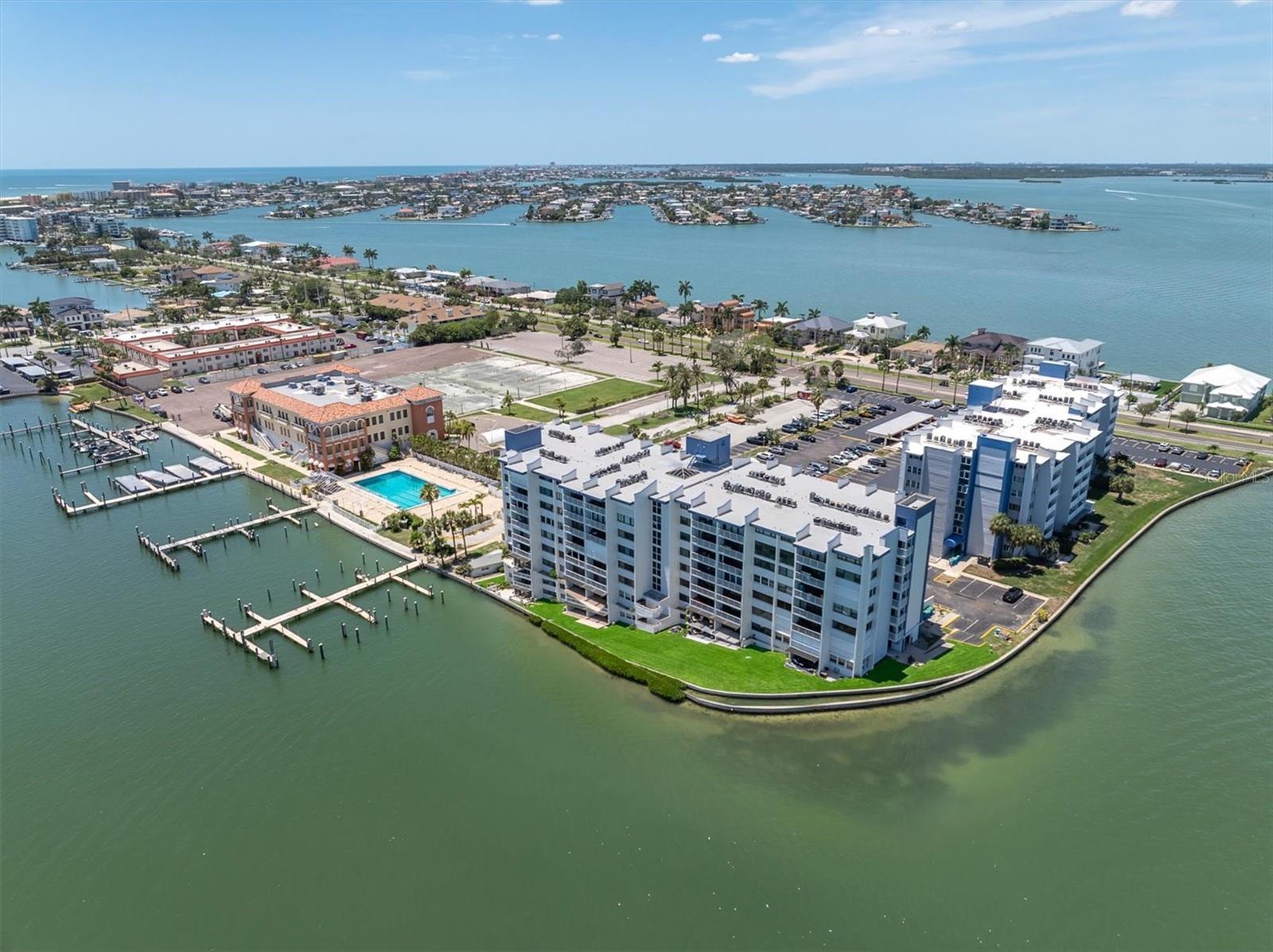 450 Treasure Island Unit 102, Treasure Island, FL 33706