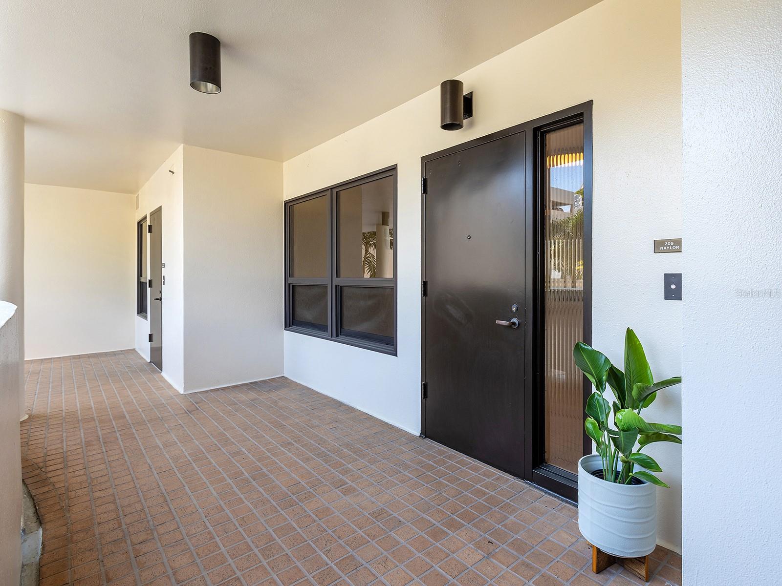 1255 Gulfstream Unit 205, Sarasota, FL 34236