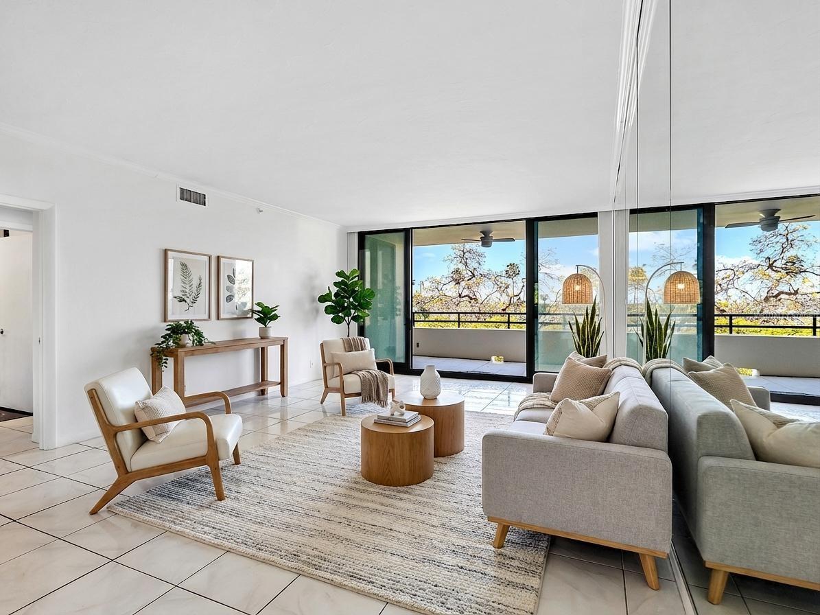 1255 Gulfstream Unit 205, Sarasota, FL 34236
