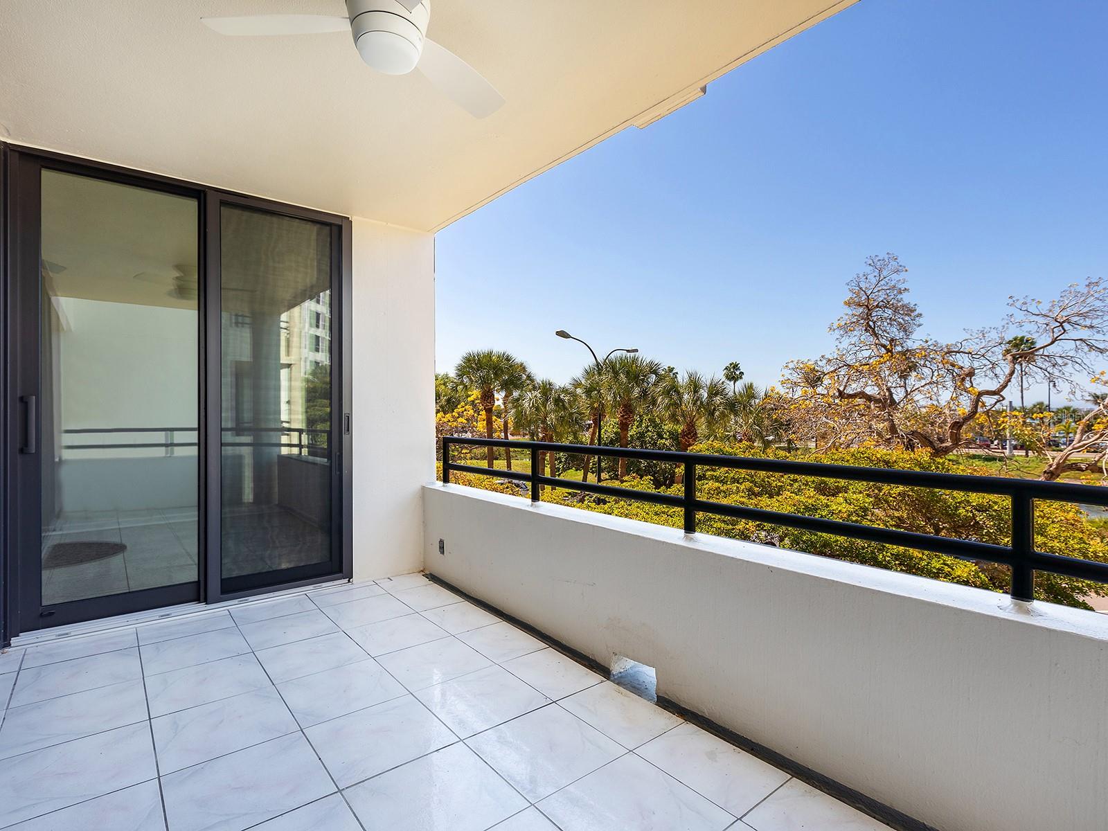 1255 Gulfstream Unit 205, Sarasota, FL 34236