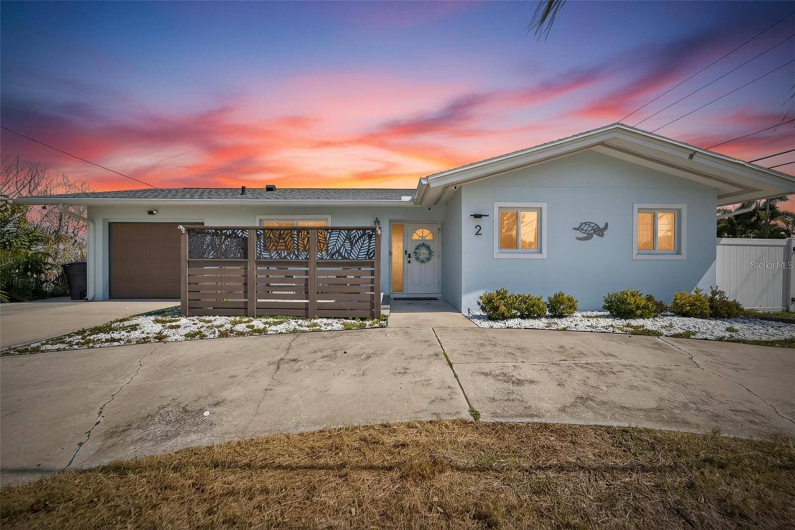 2 79th, St Petersburg, FL 33707
