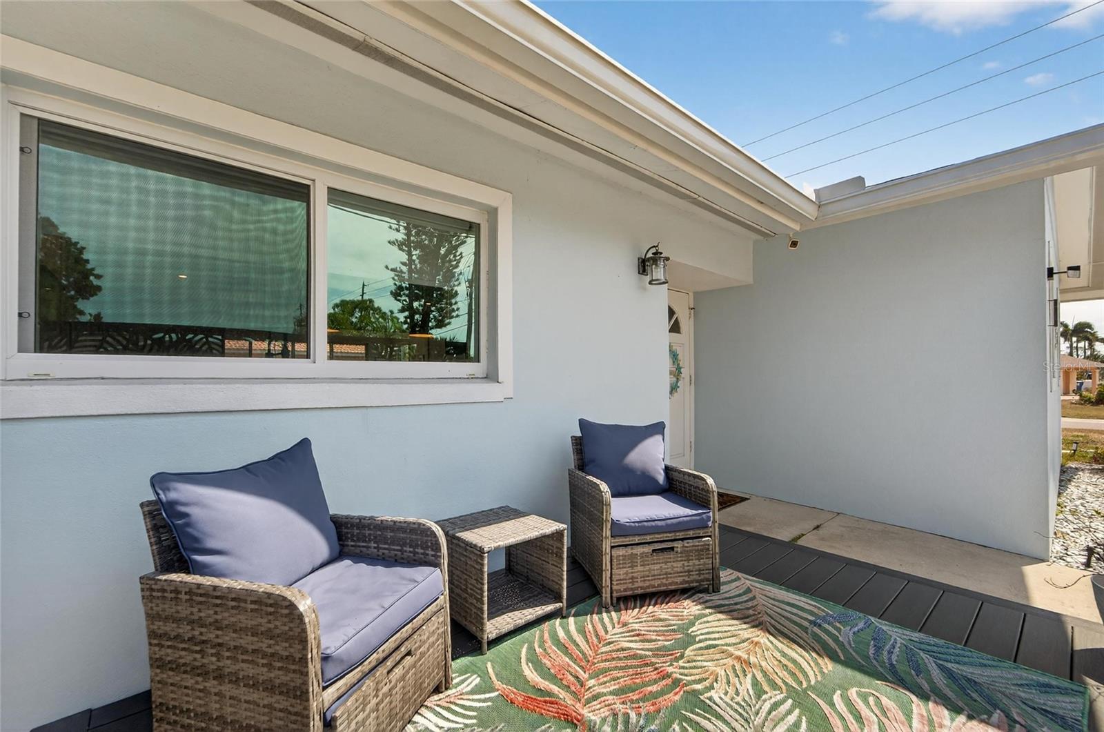 2 79th, St Petersburg, FL 33707