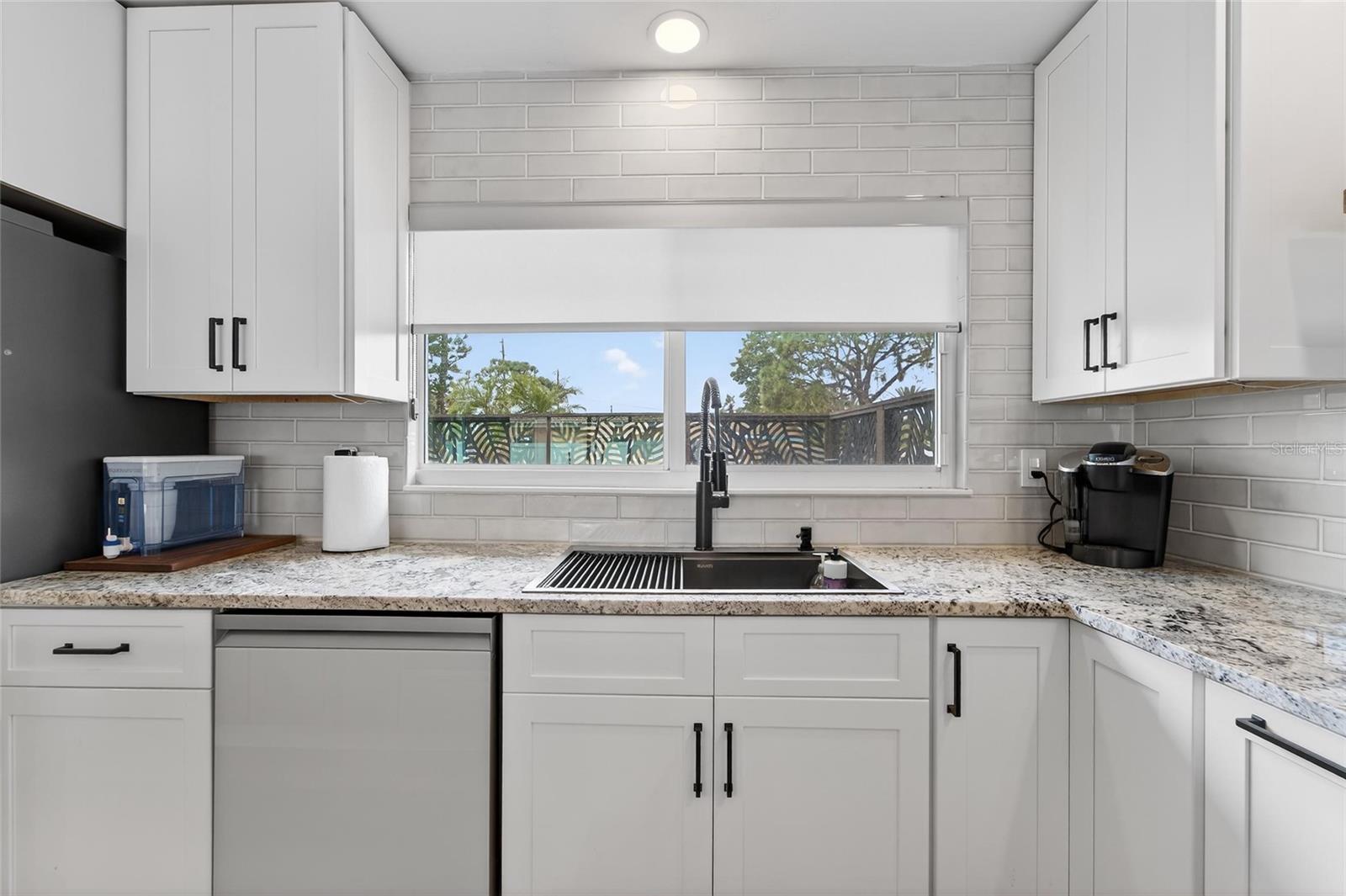2 79th, St Petersburg, FL 33707